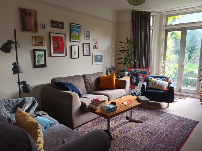 Room Elmwood Road in Greater London