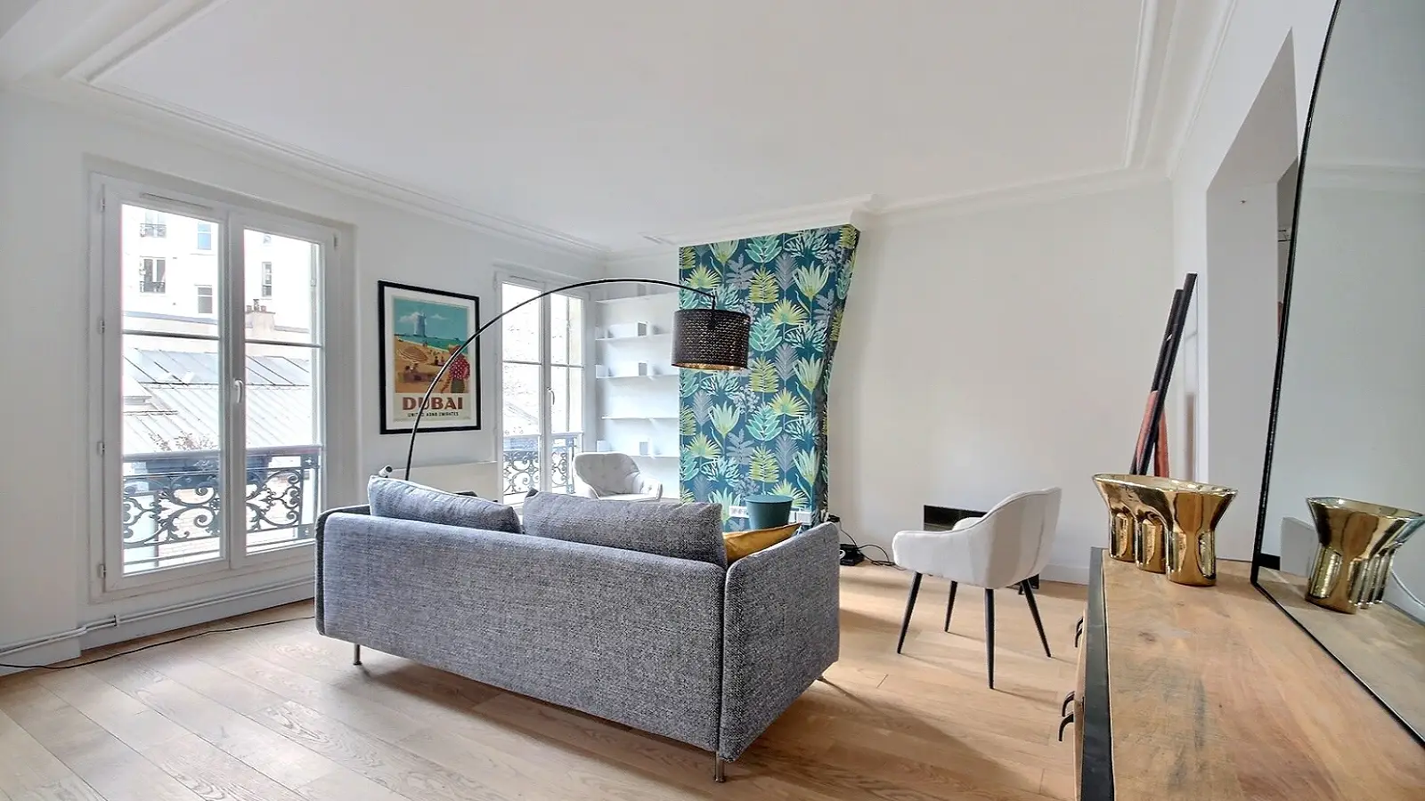 Flat Rue des Moines in Paris