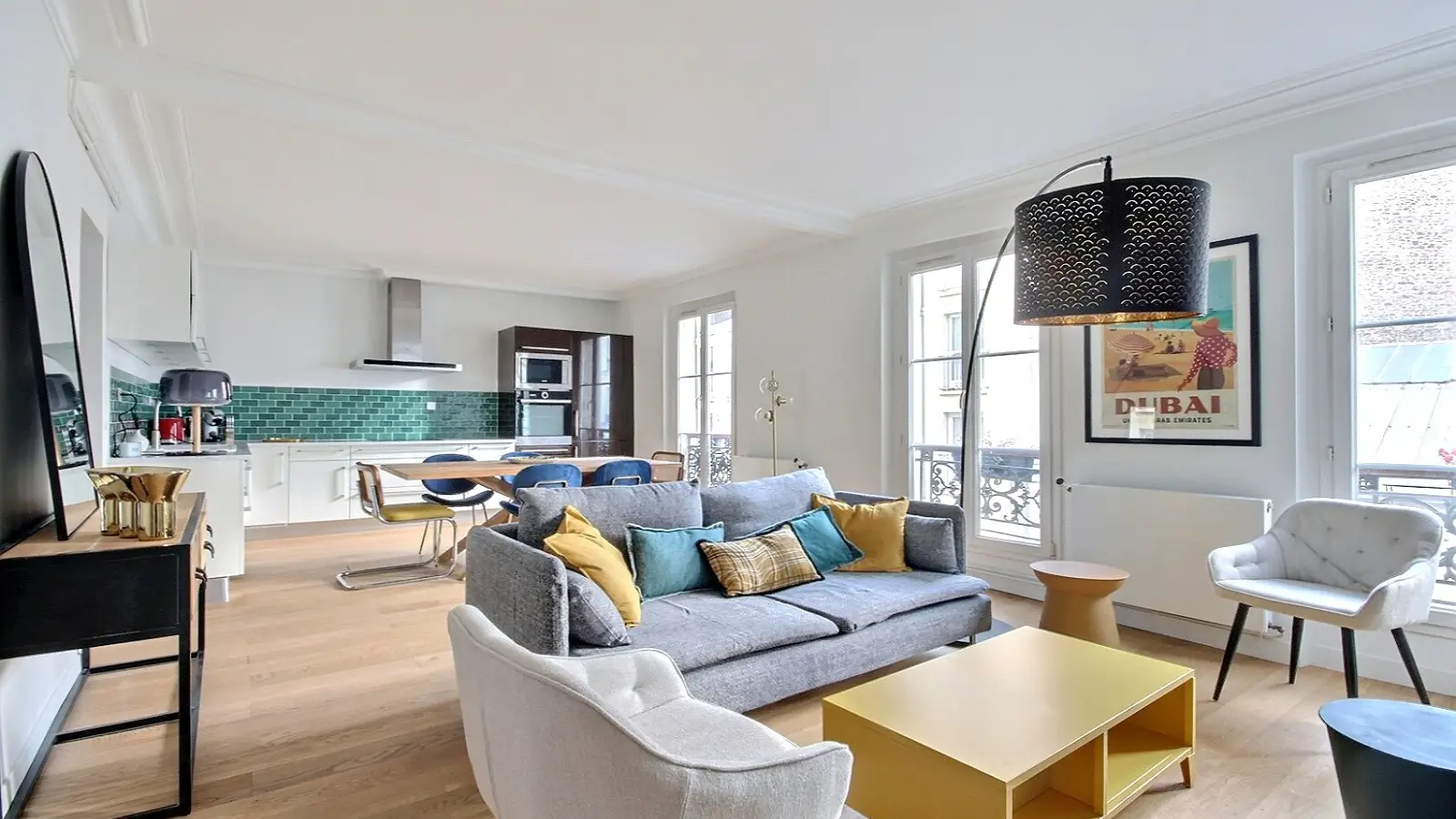 Flat Rue des Moines in Paris