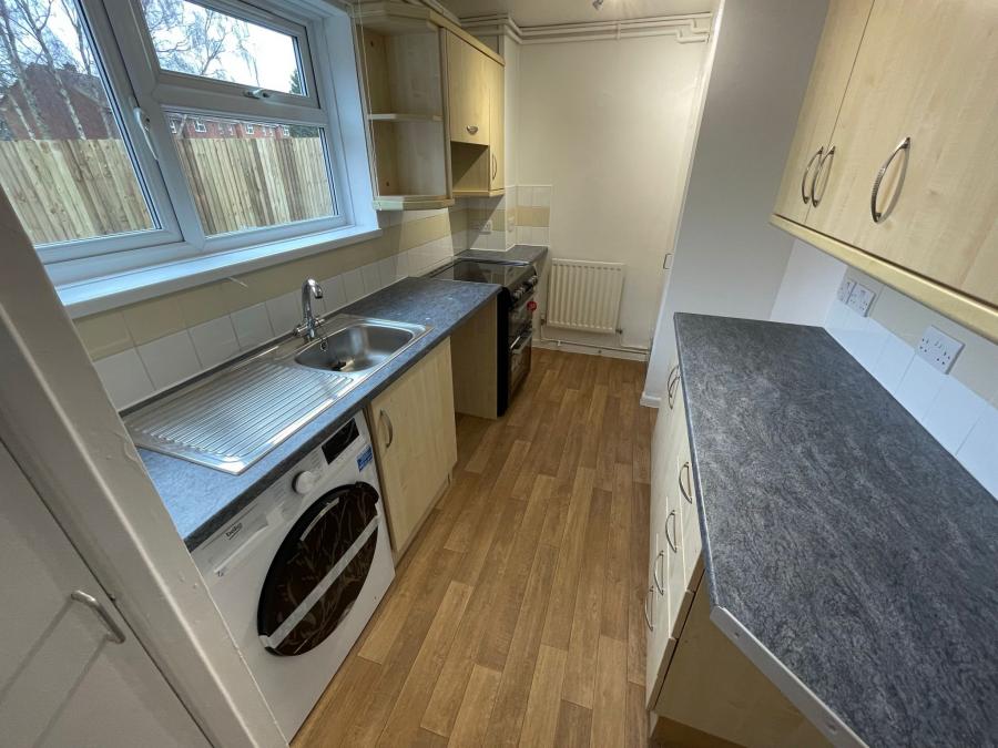 Flat Waverley Close in Bulford