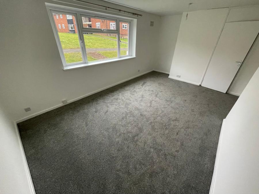 Flat Waverley Close in Bulford