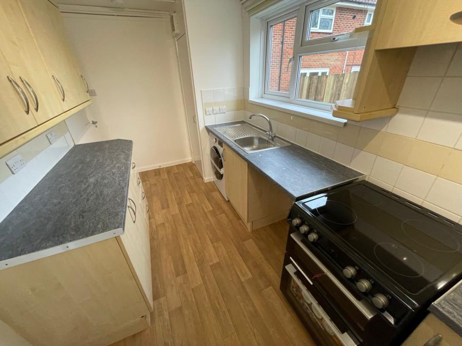 Flat Waverley Close in Bulford