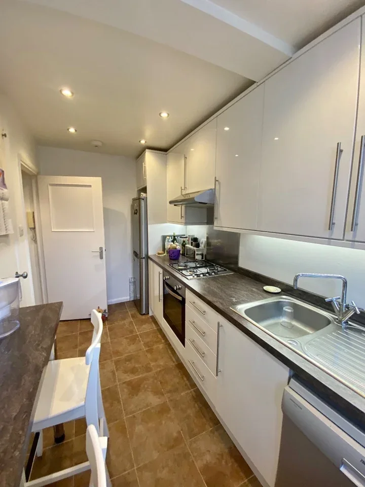 Flat Queen Square in Greater London