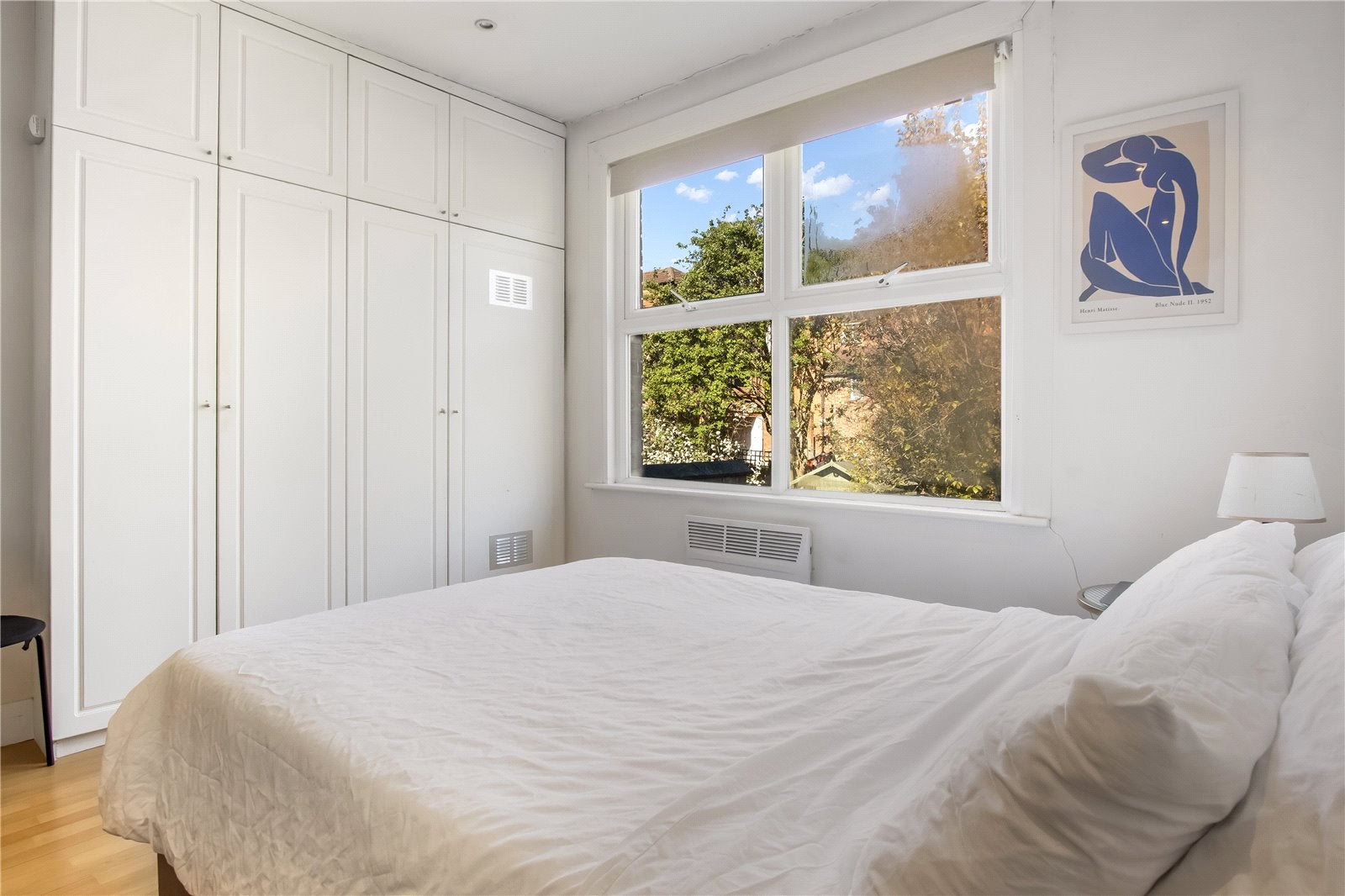 Flat Causton Road in Greater London