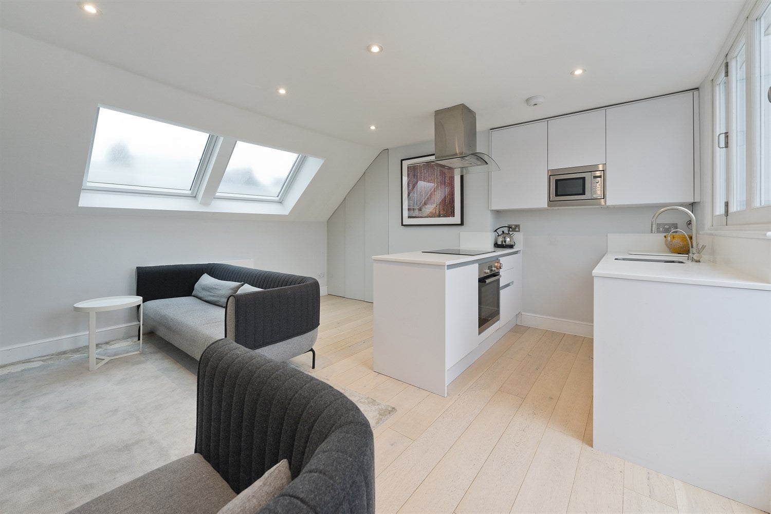 Flat Portland Road in Greater London
