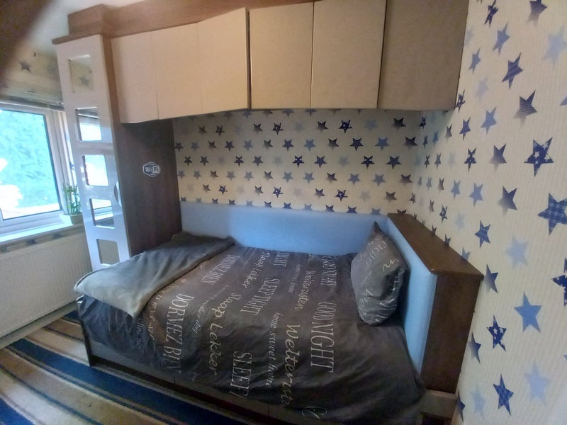Room Poole Crescent in Birmingham
