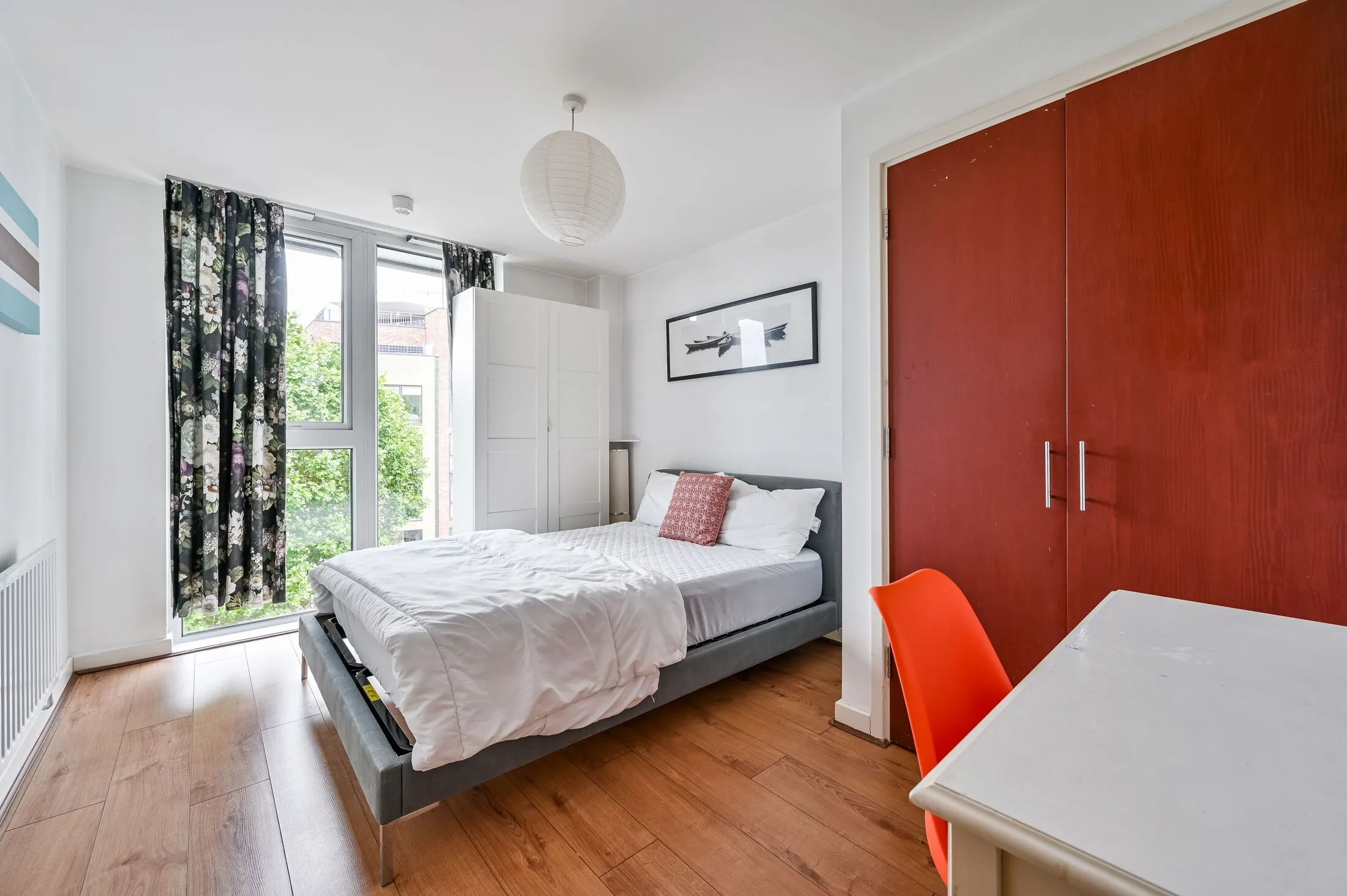 Flat Rye Lane in Greater London