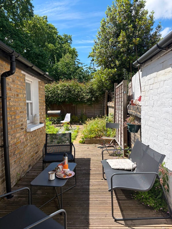 Room Union Road in Greater London