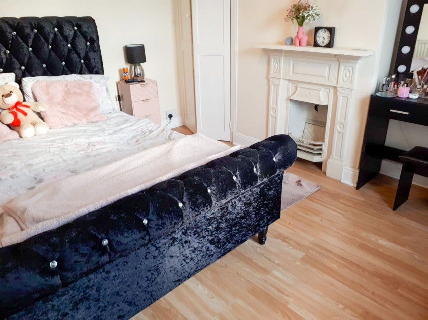 Flat Ferrestone Road in Wellingborough