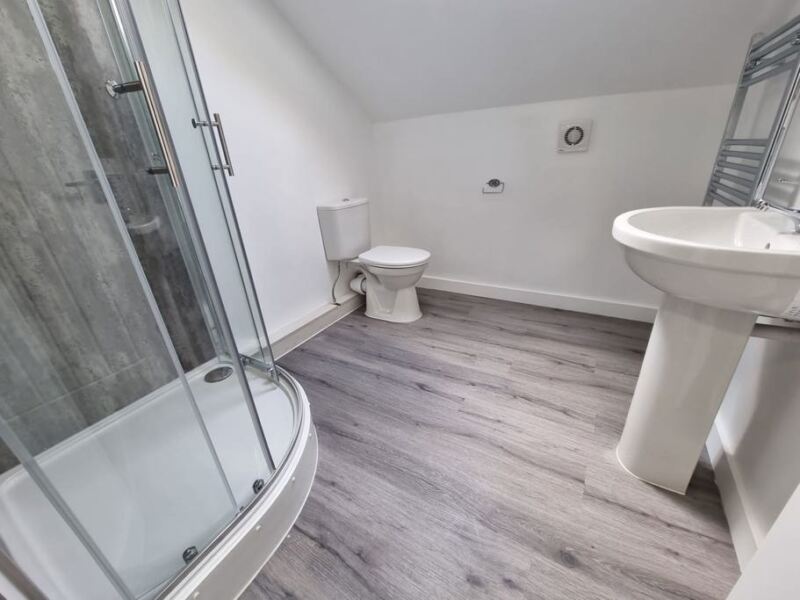 Flat Hessle Mount in Leeds
