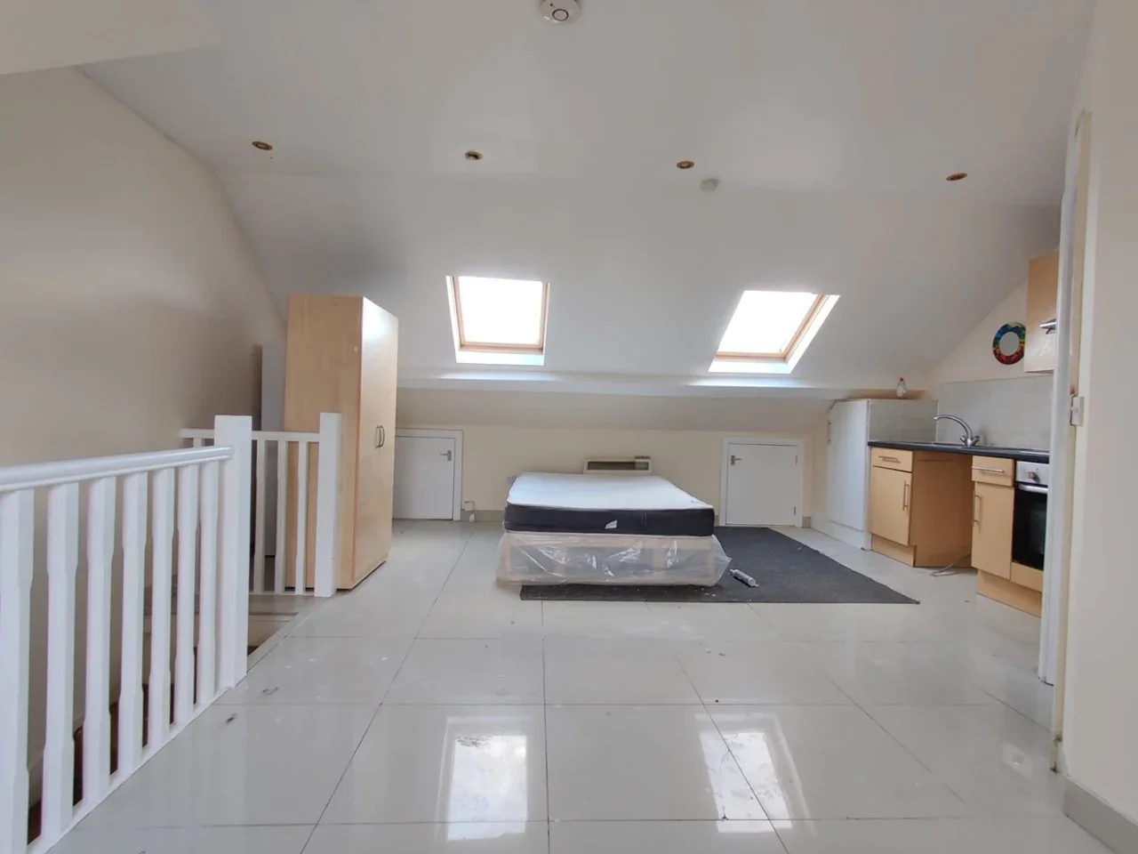 Flat Northborough Road in Greater London