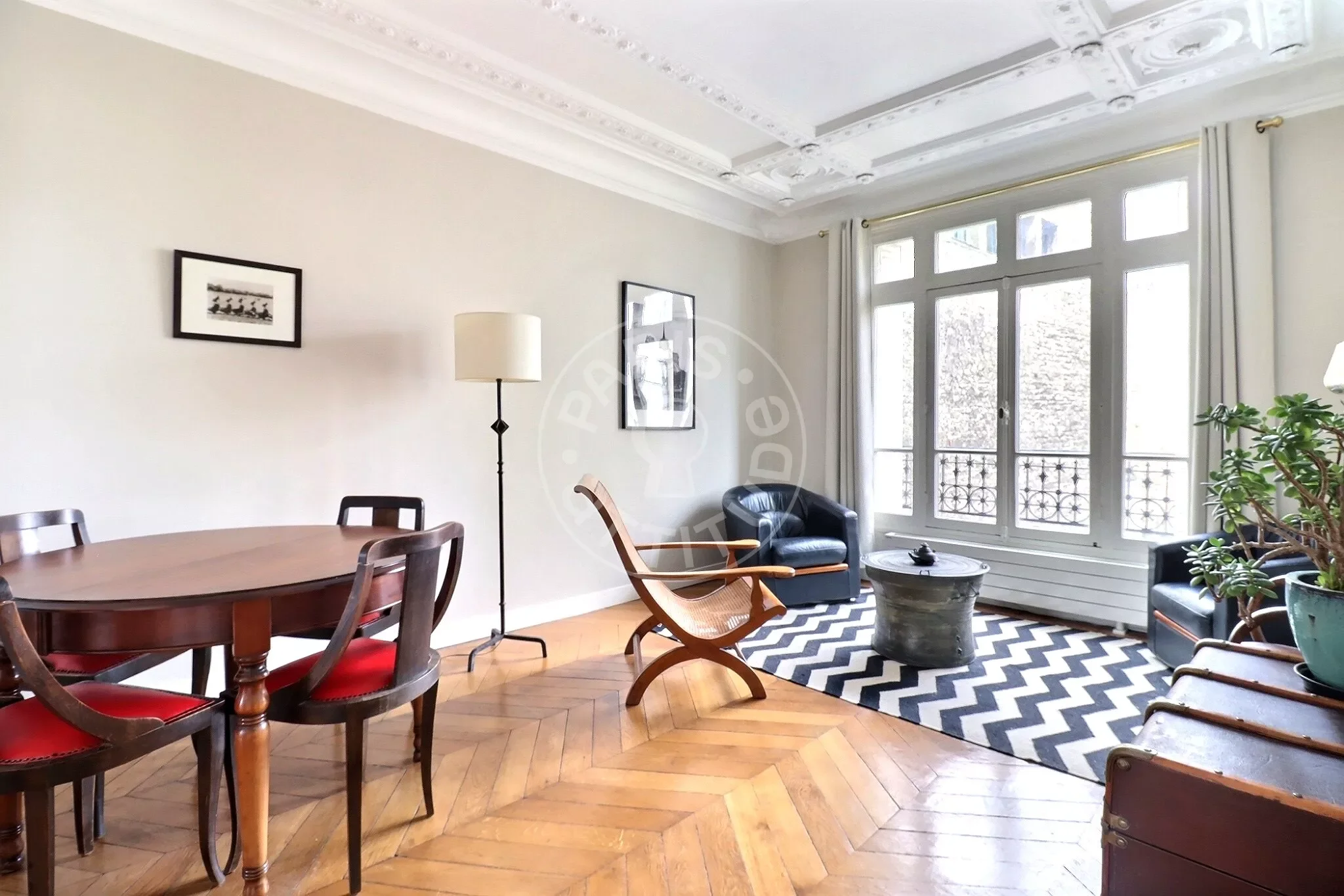 Flat Avenue Beaucour in Paris