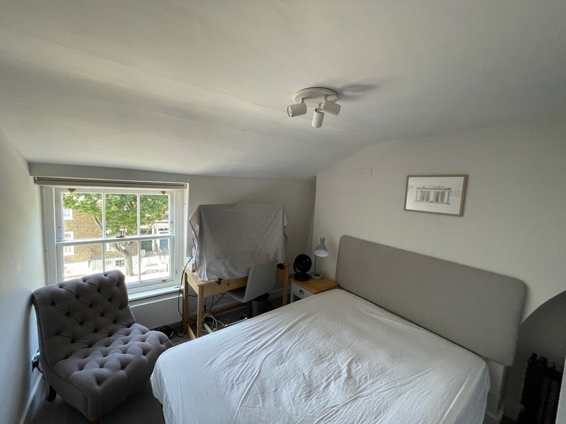 Room Hemingford Road in Greater London