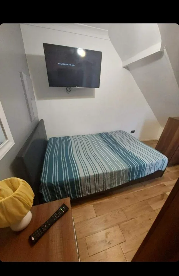 Room Swanton Gardens in Greater London