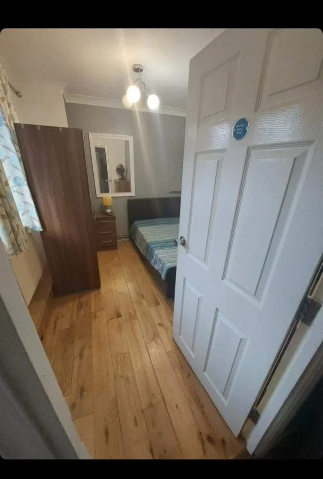 Room Swanton Gardens in Greater London