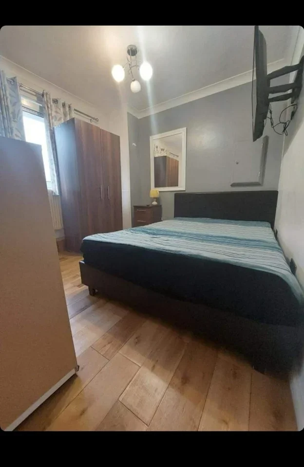 Room Swanton Gardens in Greater London