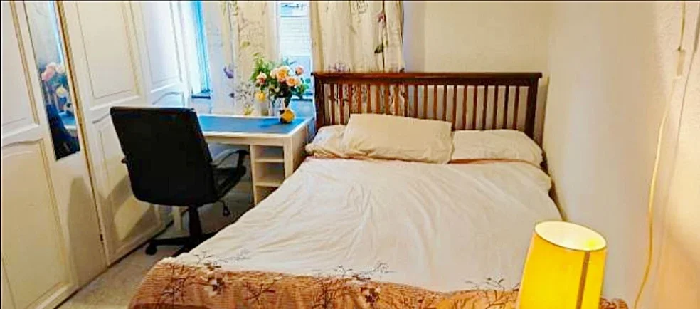 Room Firtree Avenue in Greater London