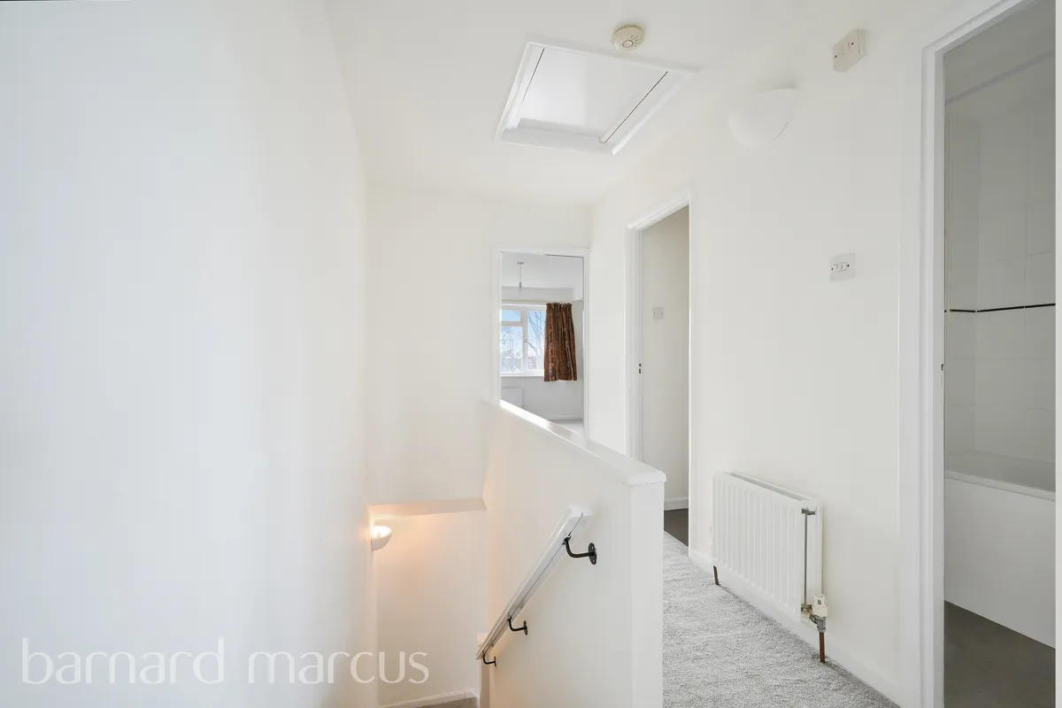 Flat Ditton Road in Greater London