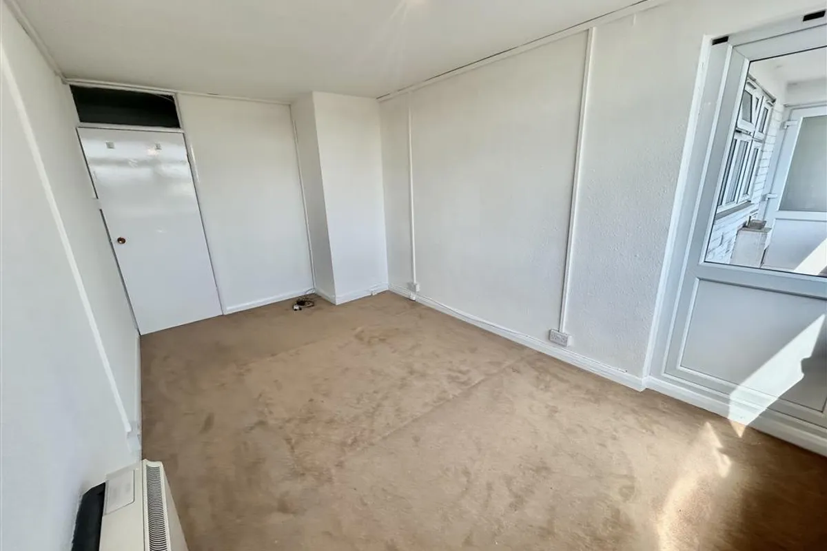Flat Wilford Lane in Rushcliffe