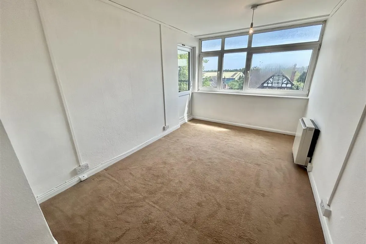Flat Wilford Lane in Rushcliffe