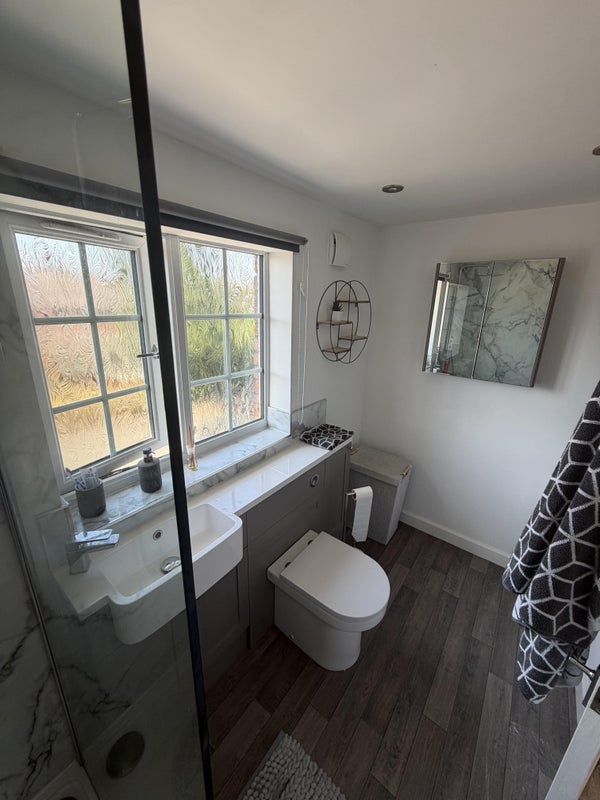 Room Hodge Hill Avenue in Stourbridge
