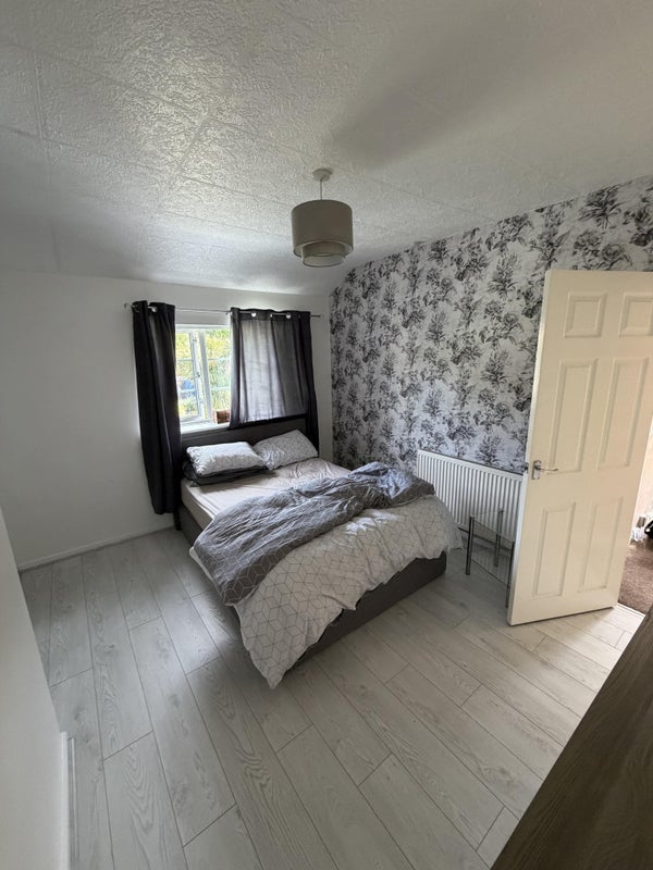 Room Hodge Hill Avenue in Stourbridge