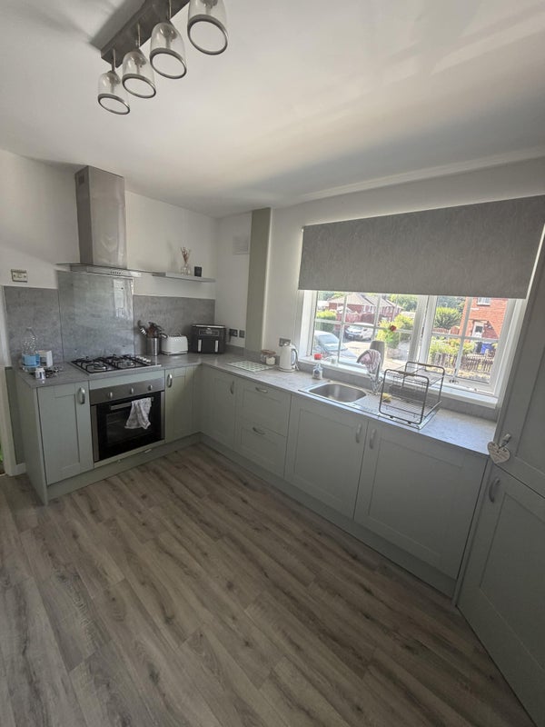 Room Hodge Hill Avenue in Stourbridge