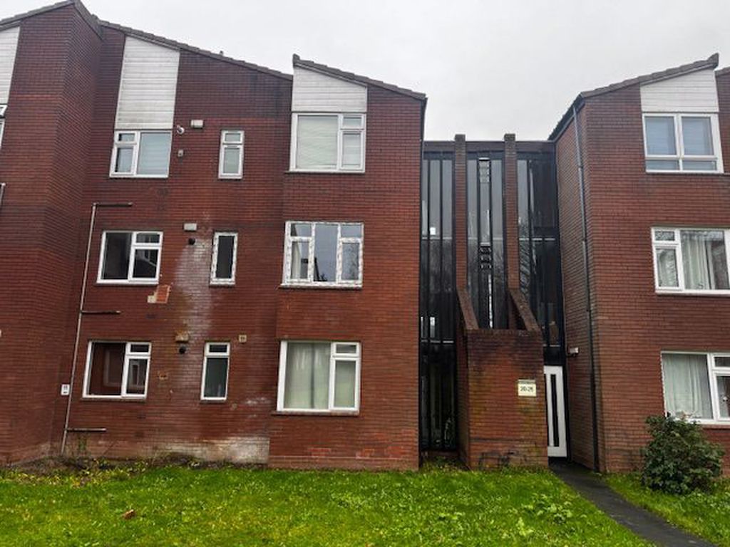 Flat Downton Close in Telford
