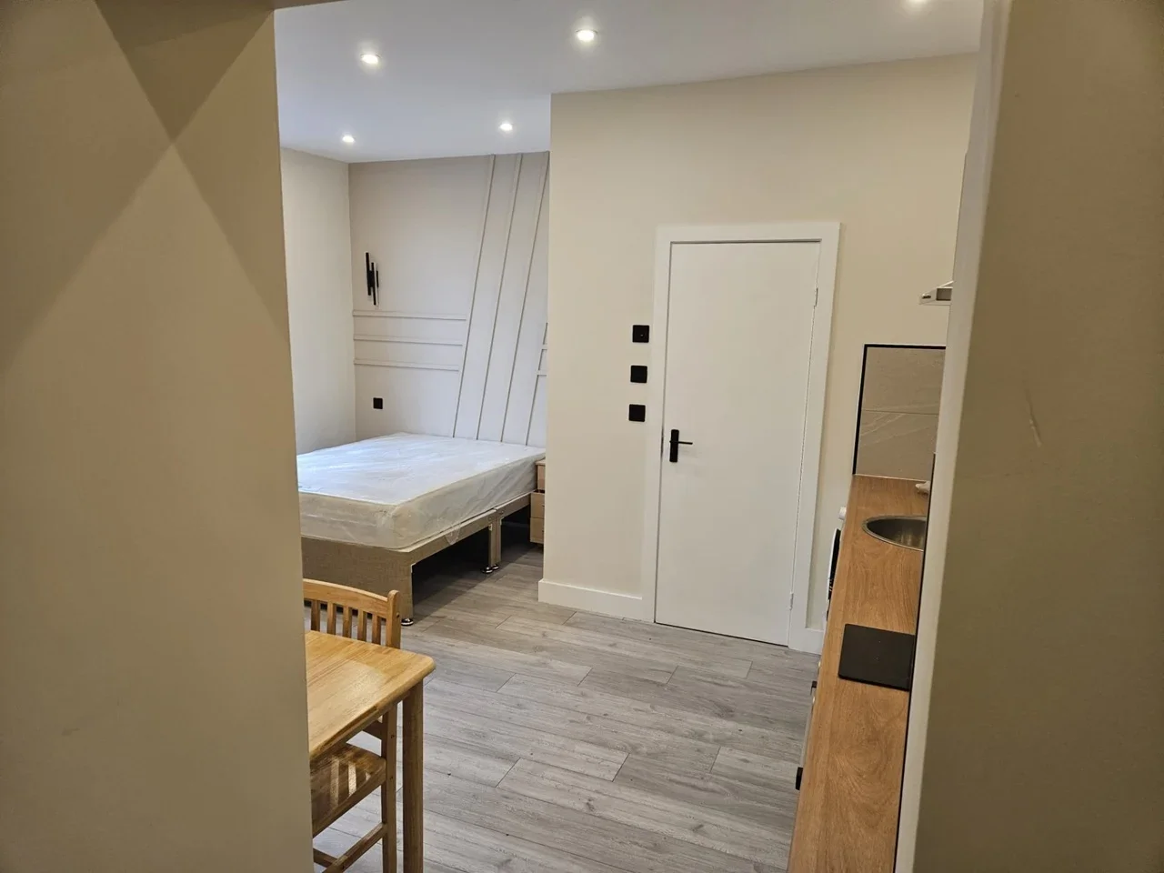 Flat Windermere Road in Greater London