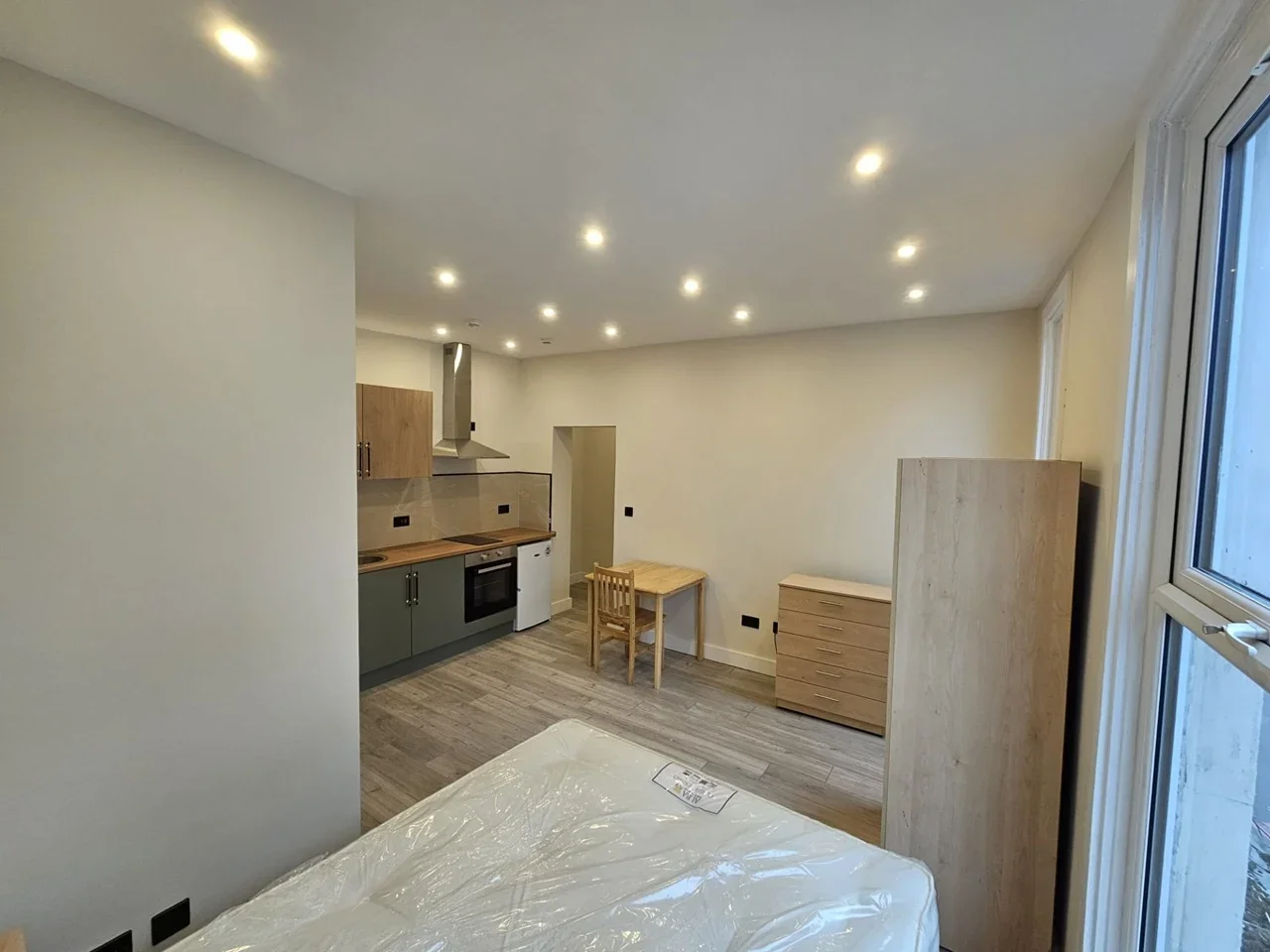 Flat Windermere Road in Greater London