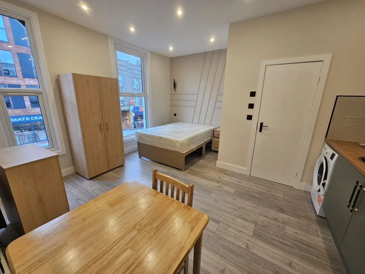 Flat Windermere Road in Greater London