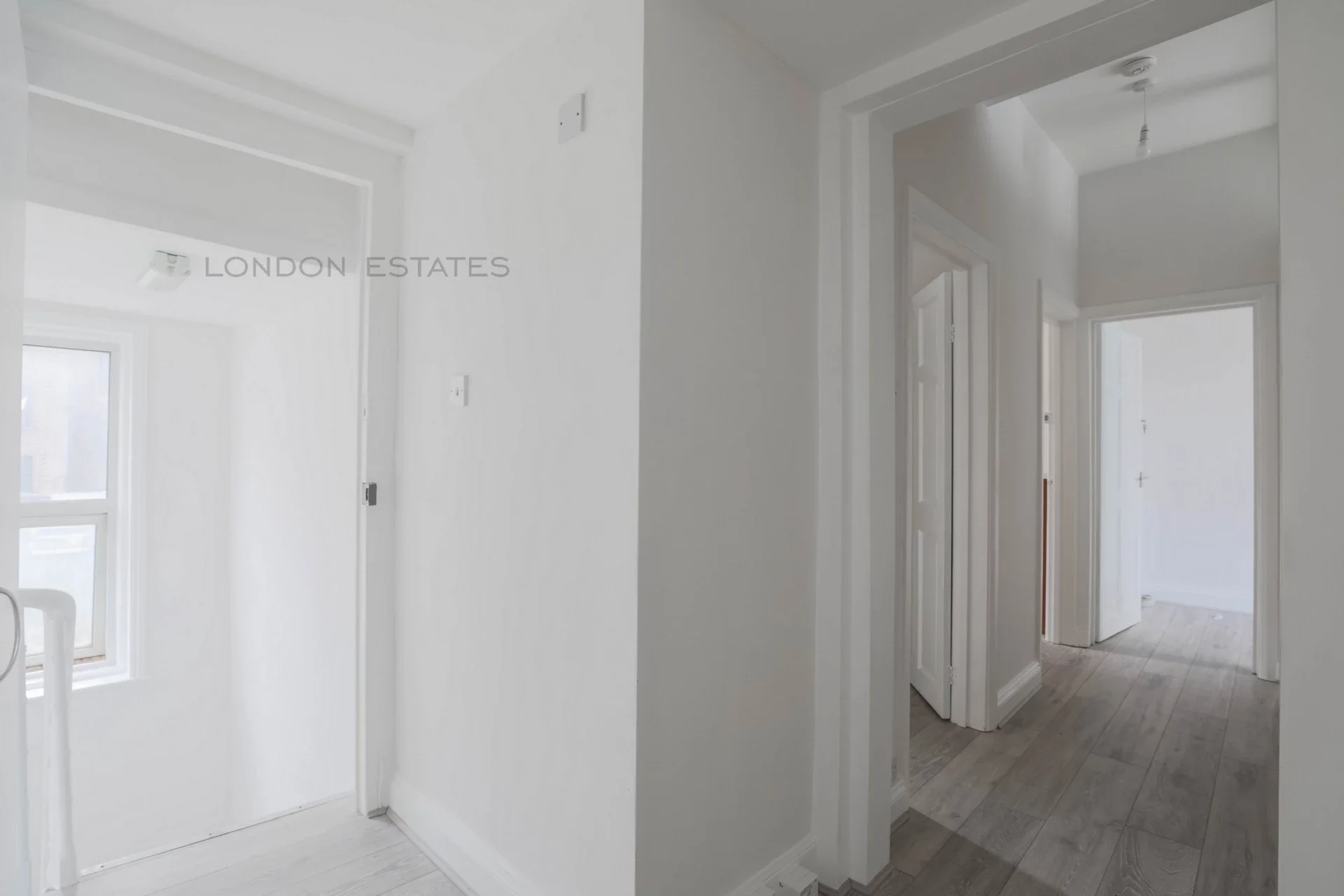 Flat Praed Street in City of Westminster