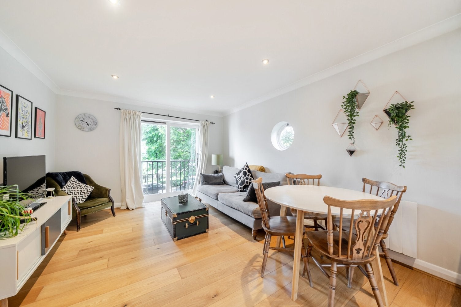 Flat St Joseph's Vale in Greater London