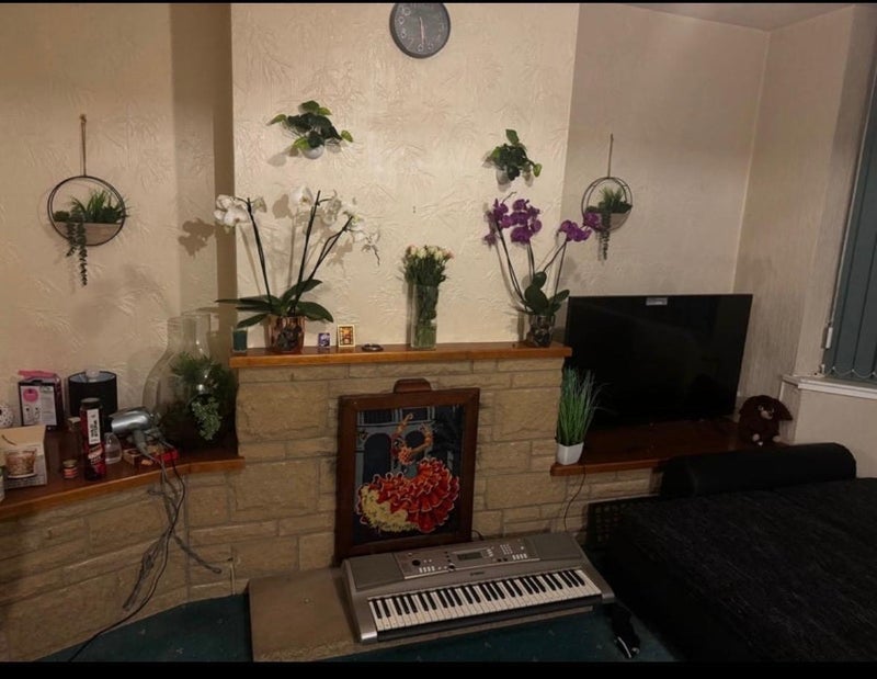 Room Merrimans Road in Bristol