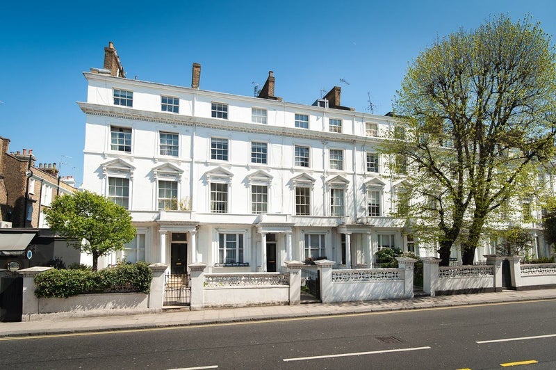 Room Kensington Church Street in Greater London
