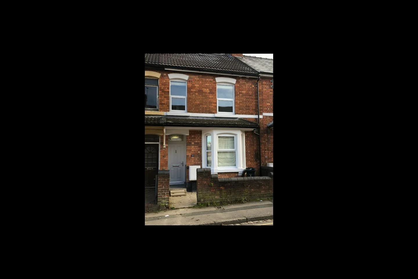 Room Kent Road in Swindon