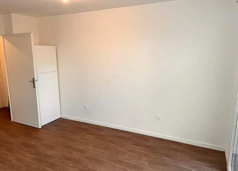 Flat Rue Pascal in Rosny-sous-Bois