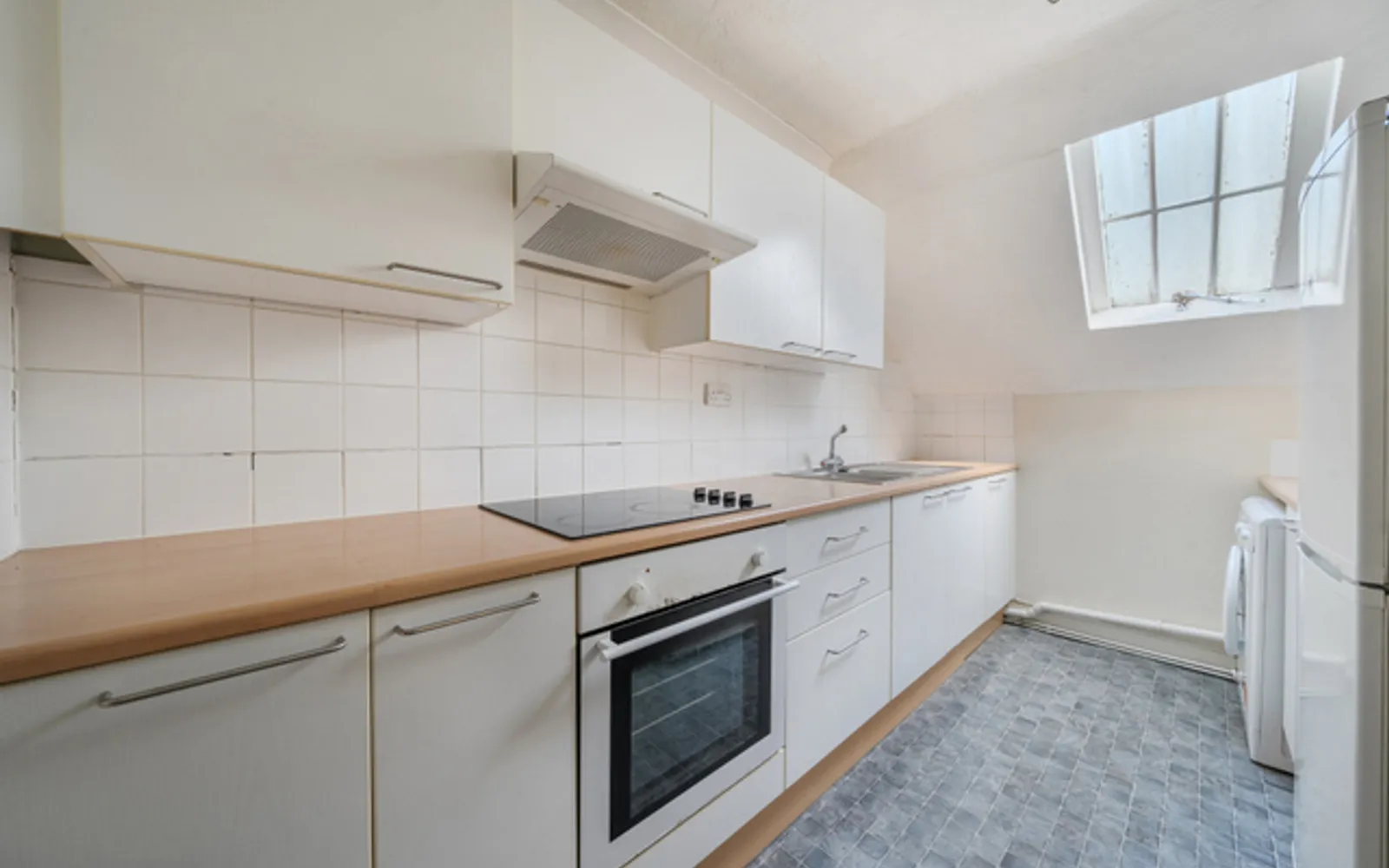 Flat De Parys Avenue in Bedford