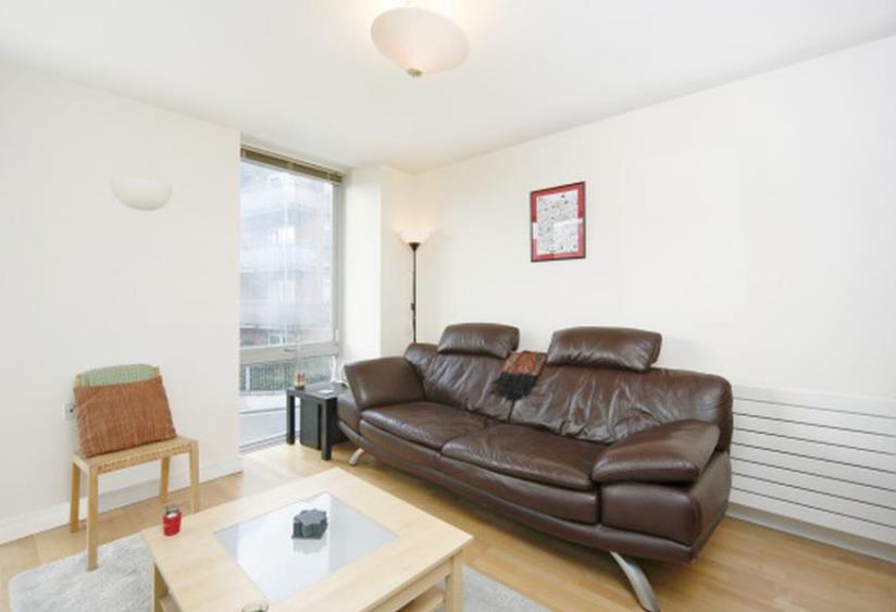 Flat Carburton Street in London