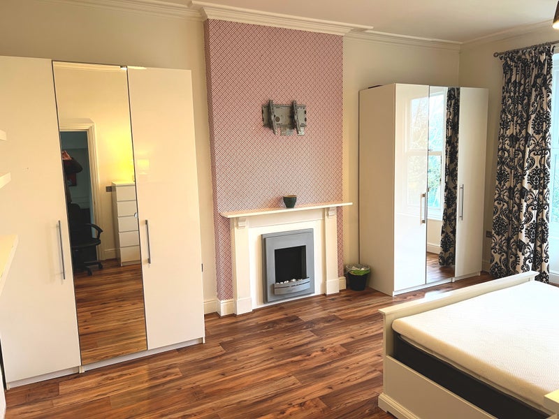 Room Marlborough Road in Sheffield