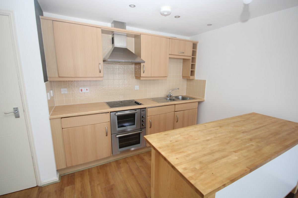 Flat Dee Lane in Chester