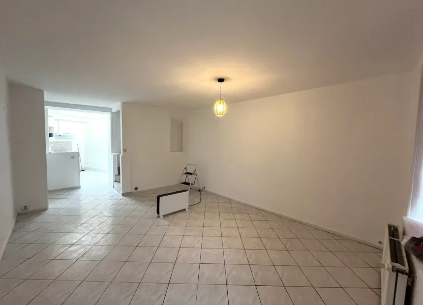 Flat Rue du Vieux Château in Lizy-sur-Ourcq