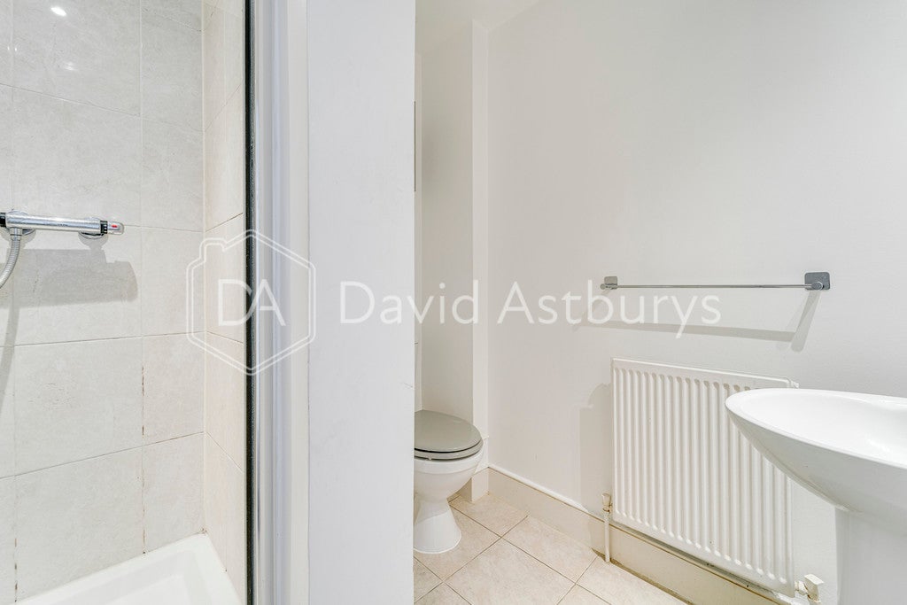 Flat Mildmay Street in Greater London