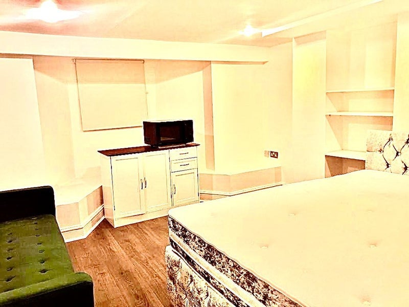 Room Genesta Road in Greater London