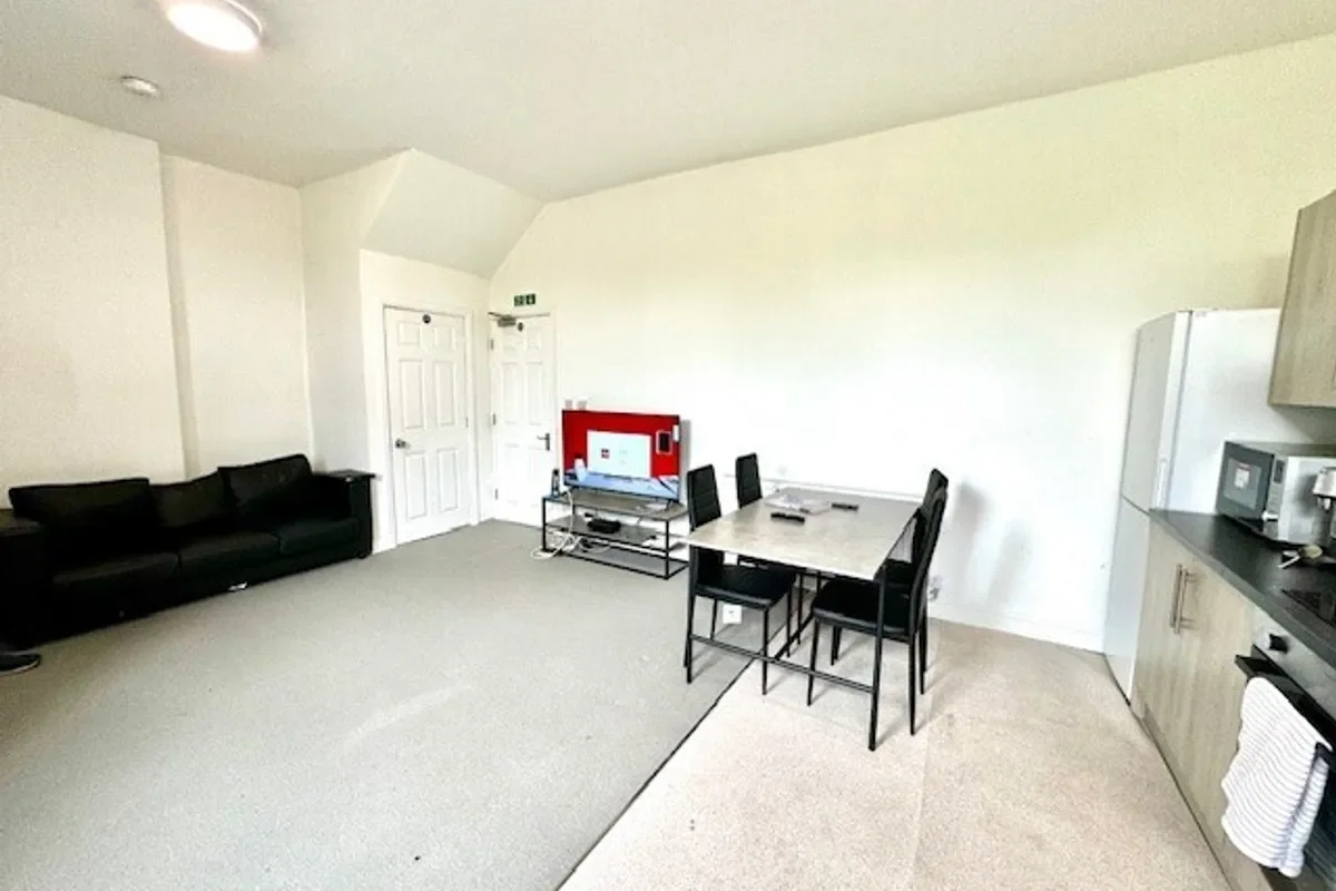 Flat Sackville Street in Barnsley