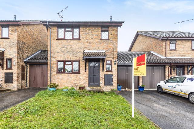 House Albert Road in Surrey Heath