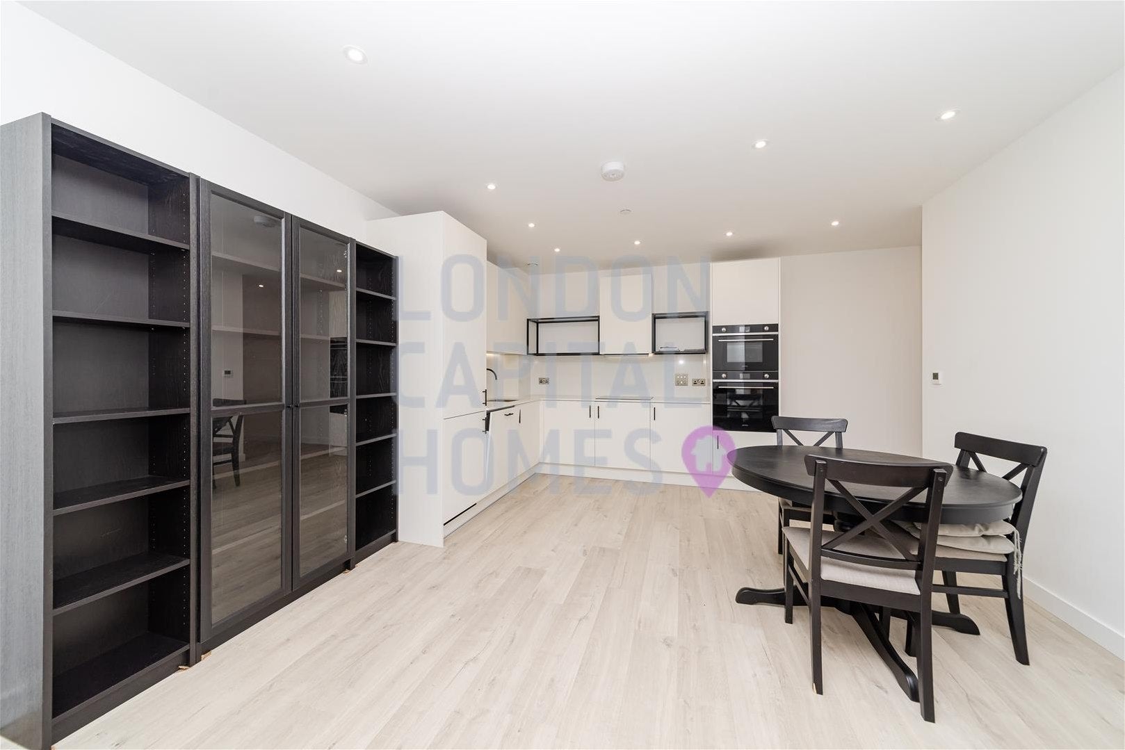 House Coster Avenue in Greater London