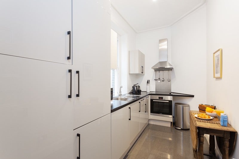 Flat Cromwell Crescent in Greater London