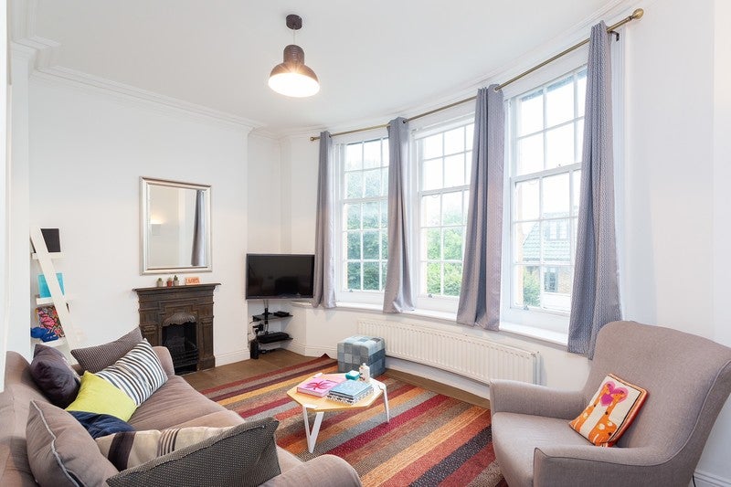Flat Cromwell Crescent in Greater London