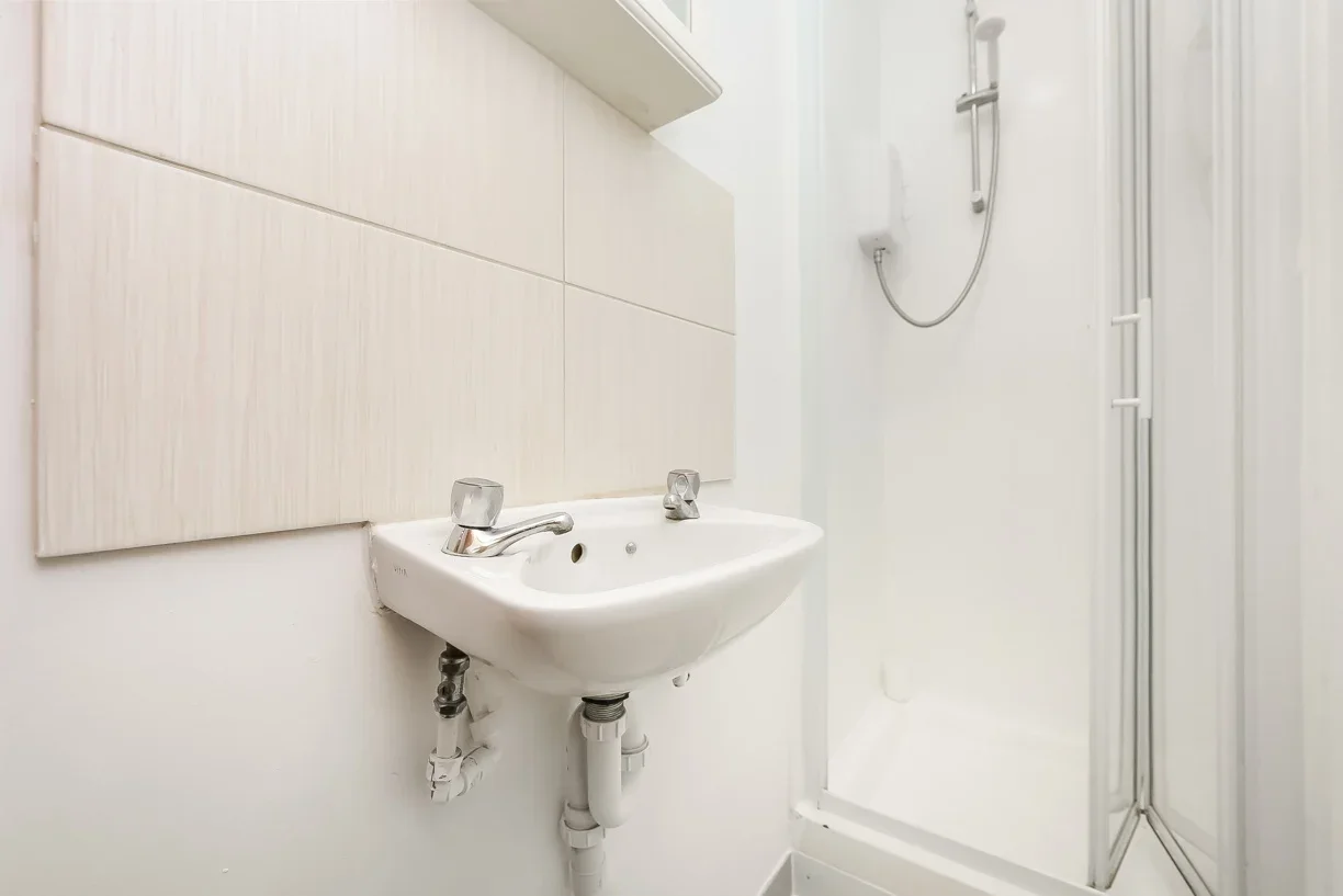 Flat Rufford Street in Greater London